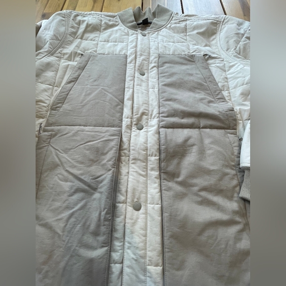 Eddie Bauer Mens Cream and‎ Tan Quilted Snap Jacket Shacket Size XLT - Picture 3 of 4